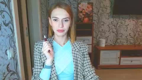 Snapshot of yourladysunshine chatting on September 2025 07:24:02 AM Ksyusha online show from September 2025 07:24:02 AM