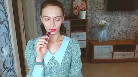 Snapshot of yourladysunshine chatting on October 2025 06:36:02 AM Ksyusha online show from October 2025 06:36:02 AM