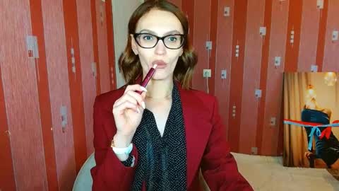 Snapshot of yourladysunshine chatting on November 2025 12:07:01 PM Ksyusha online show from November 2025 12:07:01 PM