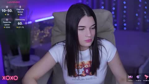 Snapshot of yourlolabunny chatting on October 2025 05:14:02 PM L O L A online show from October 2025 05:14:02 PM