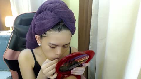 your lovely Dina online show from December 2024 01:29:02 AM