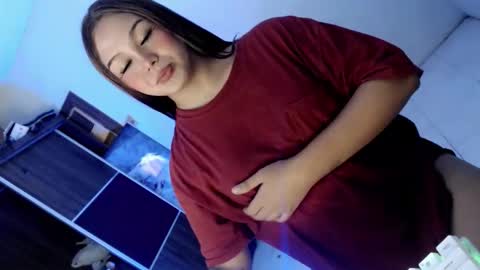 Snapshot of yourlovingpearl chatting on October 2025 04:20:02 AM PEARL online show from October 2025 04:20:02 AM