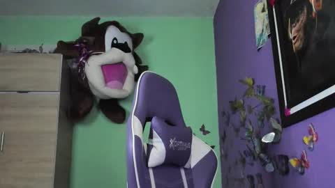 Milla 3 online show from November 2025 09:06:02 PM