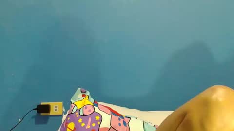 yourmorenagirl69 online show from October 2025 05:41:01 AM