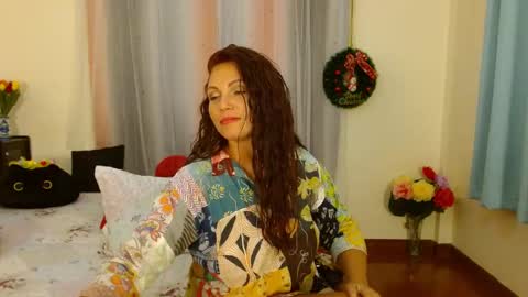 yourmysterycharm online show from January 2025 06:57:01 PM