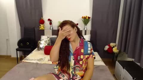 Snapshot of yourmysterycharm chatting on October 2025 04:18:01 PM yourmysterycharm online show from October 2025 04:18:01 PM