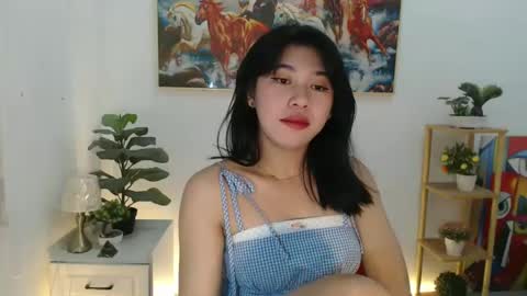 Snapshot of yourprettytrish chatting on January 2025 02:25:01 PM Trish online show from January 2025 02:25:01 PM