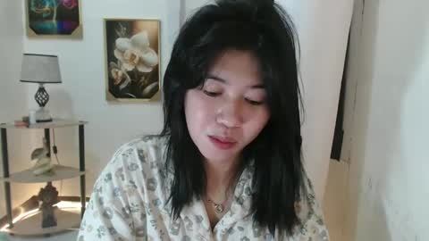 Snapshot of yourprettytrish chatting on February 2025 06:27:02 PM Trish online show from February 2025 06:27:02 PM