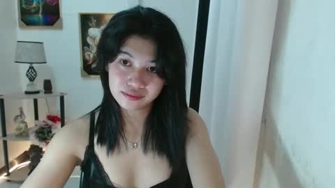 Snapshot of yourprettytrish chatting on February 2025 05:39:02 PM Trish online show from February 2025 05:39:02 PM