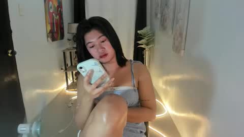 Snapshot of yourprettytrish chatting on September 2025 07:58:02 PM Trish online show from September 2025 07:58:02 PM