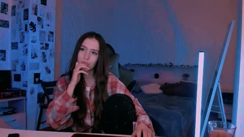 Eva online show from October 2025 07:22:01 PM