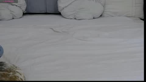 Snapshot of yours_jasmin chatting on October 2025 12:03:01 PM yours_jasmin online show from October 2025 12:03:01 PM