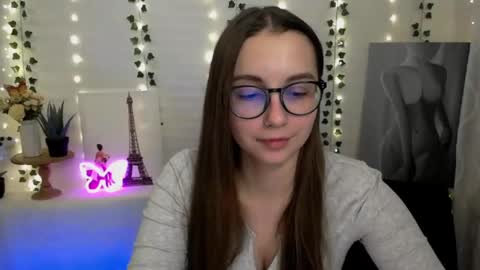 Happy online show from December 2024 04:49:01 PM