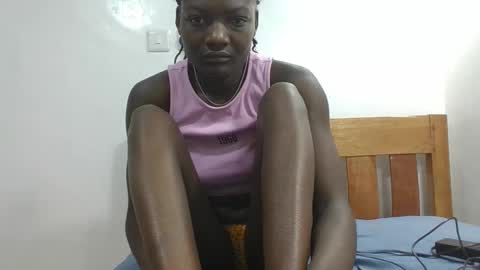 Snapshot of yours_sexy_doll chatting on October 2025 04:09:01 AM yours sexy doll online show from October 2025 04:09:01 AM