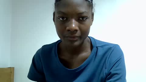 Snapshot of yours_sexy_doll chatting on October 2025 09:59:01 AM yours sexy doll online show from October 2025 09:59:01 AM