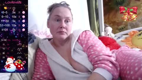 Snapshot of yoursexkroshka chatting on December 2024 09:28:02 AM kroshka online show from December 2024 09:28:02 AM