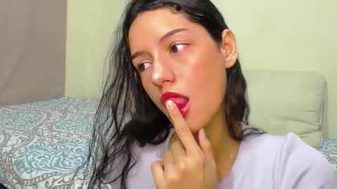 Lina and roberth online show from October 2025 06:13:02 AM