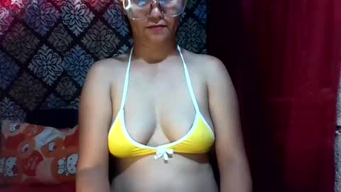 im MAY online show from January 2025 03:11:01 AM