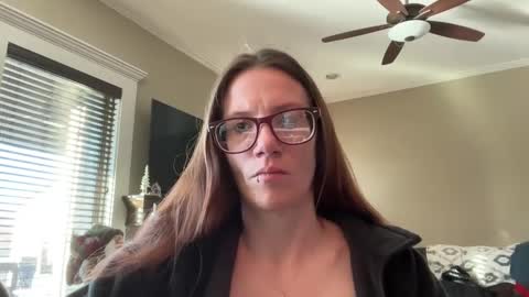 yourstrulylivy online show from December 2024 02:39:02 PM