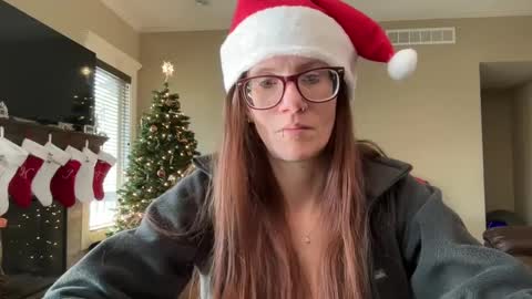 yourstrulylivy online show from December 2024 05:55:02 PM