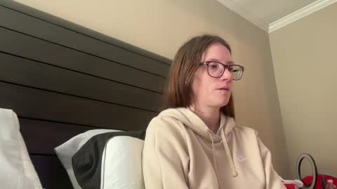 yourstrulylivy online show from December 2024 03:47:02 PM