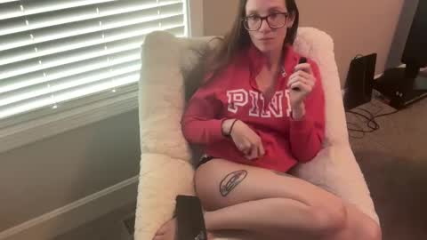 yourstrulylivy online show from January 2025 07:18:02 PM