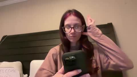 yourstrulylivy online show from March 2025 12:37:02 AM