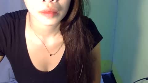 yoursweet_vanessa26 online show from November 2025 02:13:01 AM