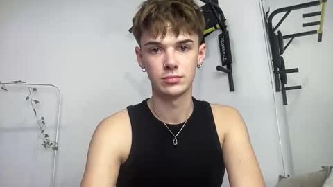 Snapshot of yoursweetyguy chatting on November 2025 05:58:02 PM yoursweetyguy online show from November 2025 05:58:02 PM