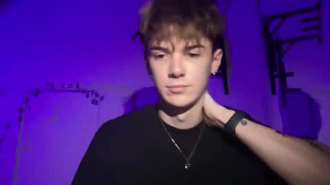 Snapshot of yoursweetyguy chatting on November 2025 03:35:01 PM yoursweetyguy online show from November 2025 03:35:01 PM