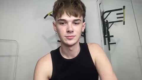 Snapshot of yoursweetyguy chatting on December 2025 06:48:01 PM yoursweetyguy online show from December 2025 06:48:01 PM