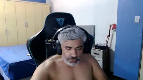 Snapshot of yourtoytoyoumaster3 chatting on December 2025 06:26:01 PM yourtoytoyoumaster3 online show from December 2025 06:26:01 PM