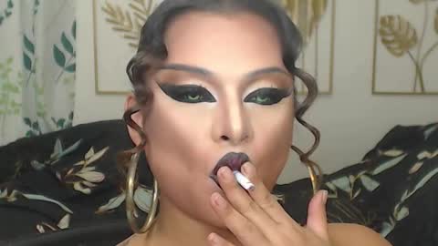 Snapshot of yourtrannyqueenxxx chatting on October 2025 10:29:01 PM Anastacia Grey online show from October 2025 10:29:01 PM