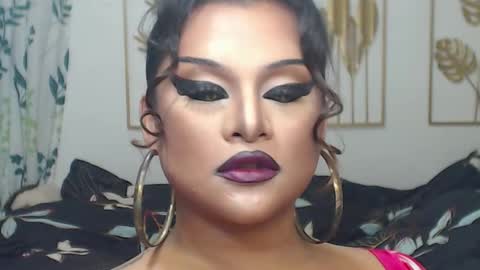 Snapshot of yourtrannyqueenxxx chatting on November 2025 12:42:02 AM Anastacia Grey online show from November 2025 12:42:02 AM