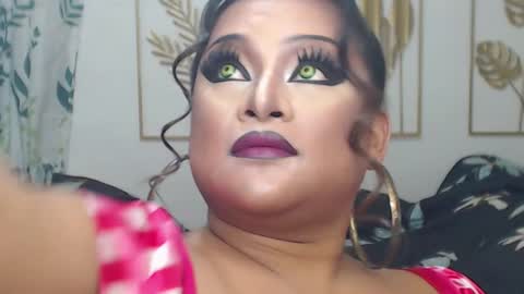 Snapshot of yourtrannyqueenxxx chatting on November 2025 10:30:01 PM Anastacia Grey online show from November 2025 10:30:01 PM