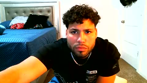 Snapshot of yovngbabyg4 chatting on February 2025 03:01:02 AM yovngbabyg4 online show from February 2025 03:01:02 AM