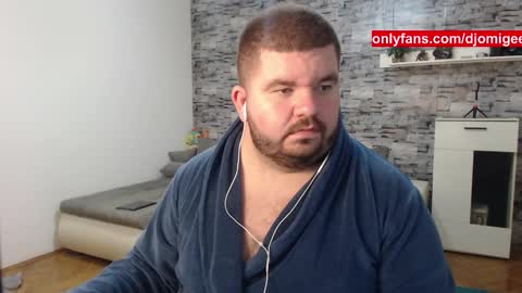 Snapshot of yugogee chatting on November 2025 09:48:01 PM Yugo - online show from November 2025 09:48:01 PM