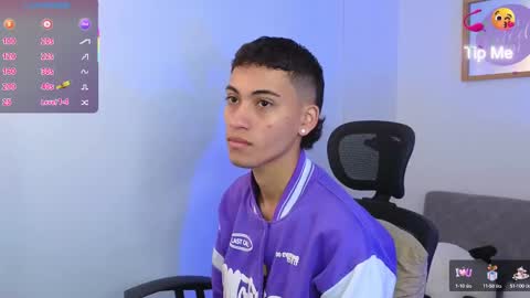 Snapshot of yulian_vasquez chatting on September 2025 12:21:02 PM yulian_vasquez online show from September 2025 12:21:02 PM