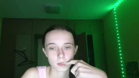 Yuliia online show from October 2025 12:26:02 PM