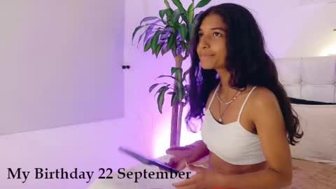 Snapshot of yuliethpetite chatting on September 2025 07:57:02 PM yuliethpetite online show from September 2025 07:57:02 PM