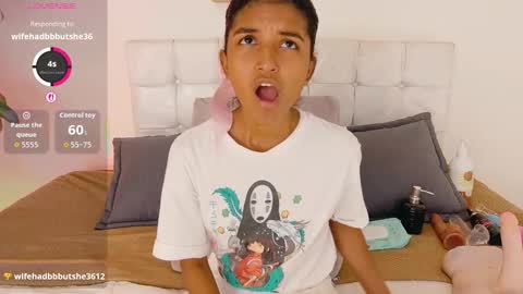 Snapshot of yuliethpetite chatting on September 2025 05:02:02 PM yuliethpetite online show from September 2025 05:02:02 PM