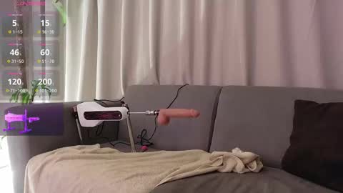 Snapshot of yuliethpetite chatting on October 2025 11:44:02 AM yuliethpetite online show from October 2025 11:44:02 AM