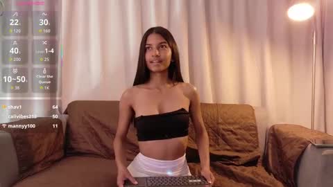 Snapshot of yuliethpetite chatting on October 2025 11:29:01 AM yuliethpetite online show from October 2025 11:29:01 AM