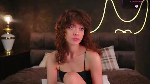 Ann online show from October 2025 04:21:02 AM