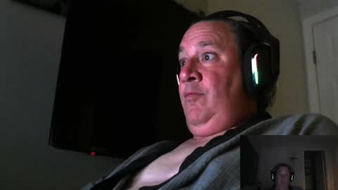 Snapshot of yumguy69 chatting on November 2025 03:17:01 AM YumGuy69 online show from November 2025 03:17:01 AM