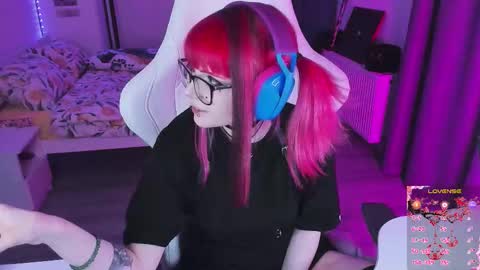 Snapshot of yumi_youkai chatting on December 2025 10:38:01 PM Yumi 3 online show from December 2025 10:38:01 PM