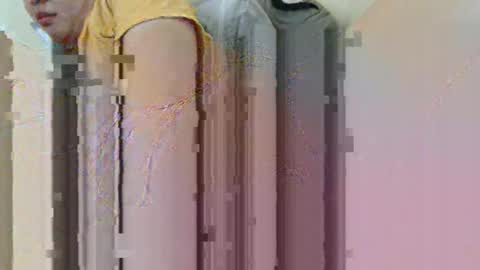 yummy72747 online show from September 2025 01:05:02 PM