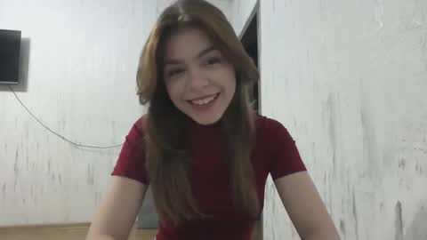 Snapshot of yummy_chica chatting on October 2025 10:39:02 PM yummy_chica online show from October 2025 10:39:02 PM