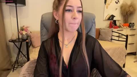 Snapshot of yummy_jane_ chatting on October 2025 01:05:02 AM Yummy Jane online show from October 2025 01:05:02 AM