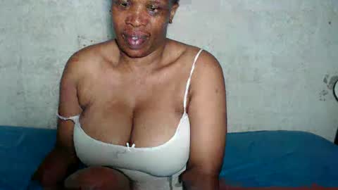 yummytittsxx online show from December 2024 08:37:01 PM